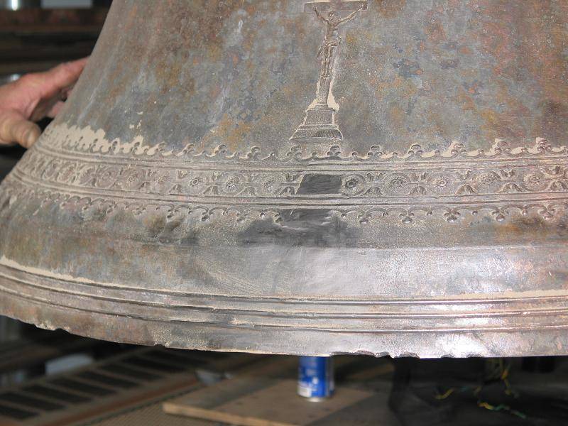 Cloche fêlée-après